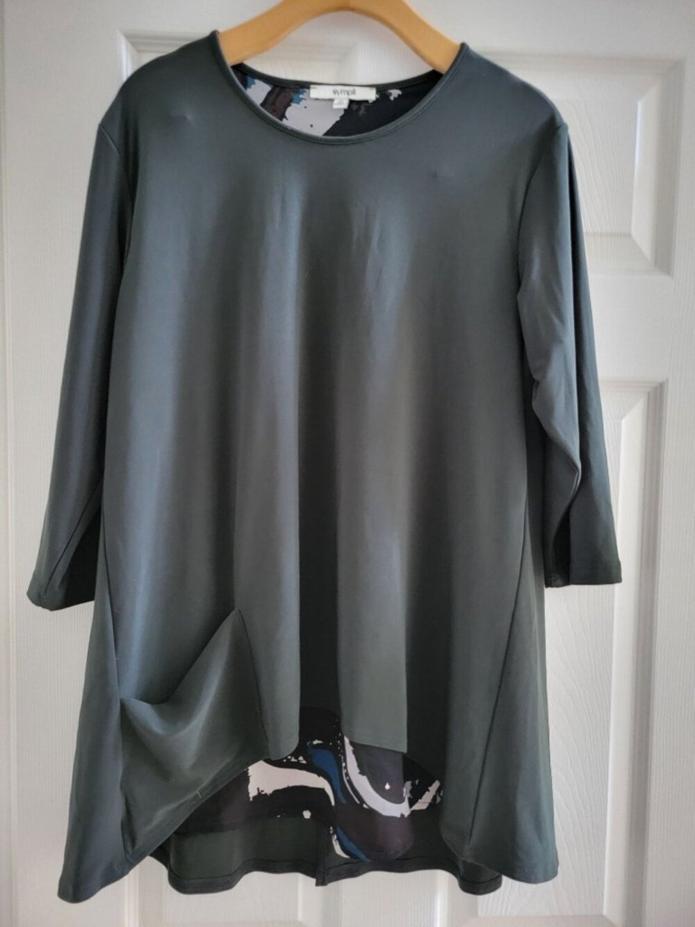 Sympli Womens Whisper Split Back Olive Green tunic size 14 Soft Jersey Pockets